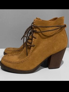Latigo Frieda Suede Lace-Up Booties Moc-Stitched Leather Ankle Boots Women's 8.5